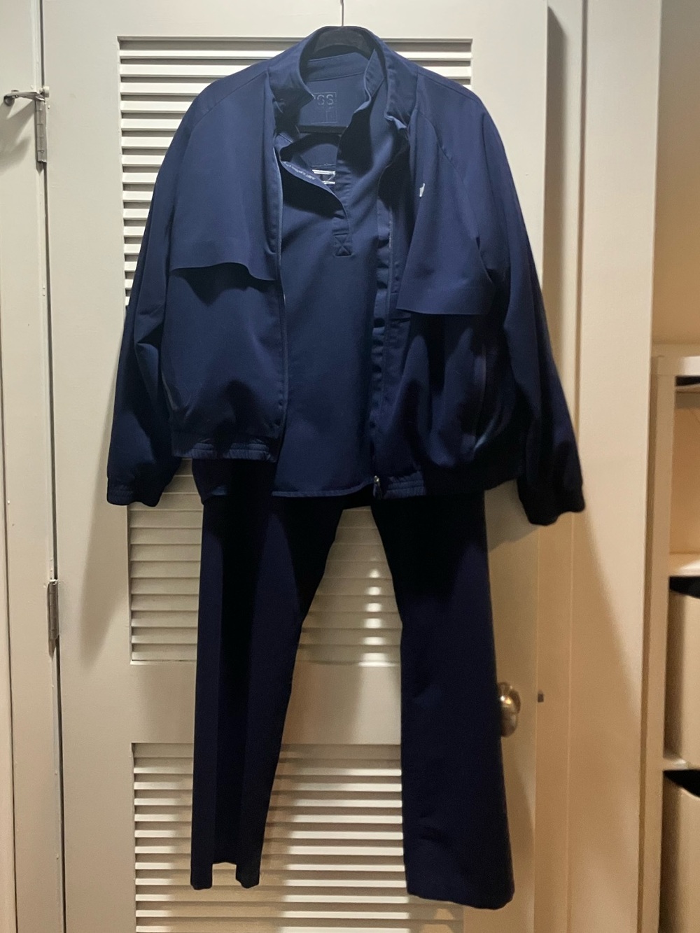 Women’s 4 piece Figs Navy Scrub Set